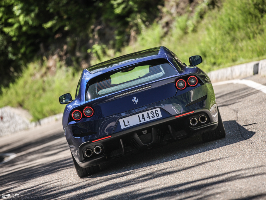 2016GTC4Lusso 6.3 V12