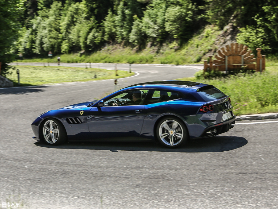 2016GTC4Lusso 6.3 V12