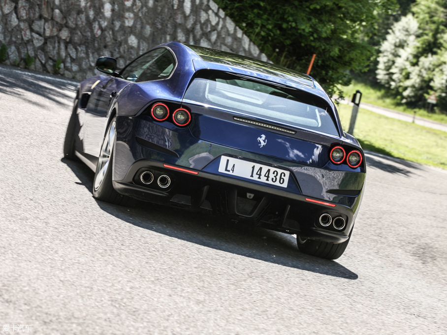 2016GTC4Lusso 6.3 V12