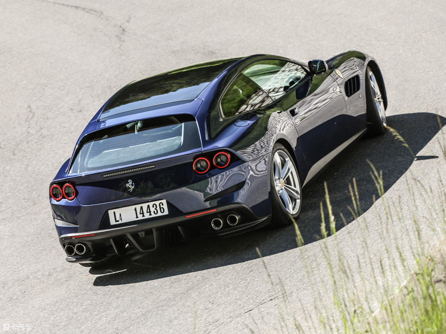 2016GTC4Lusso 6.3 V12