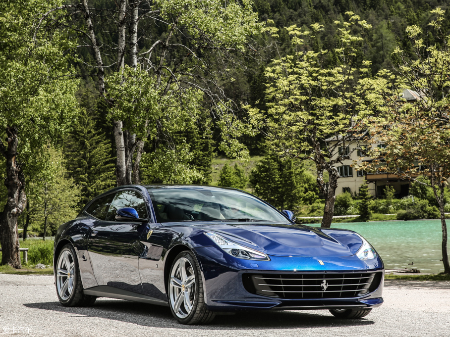 2016GTC4Lusso 6.3 V12
