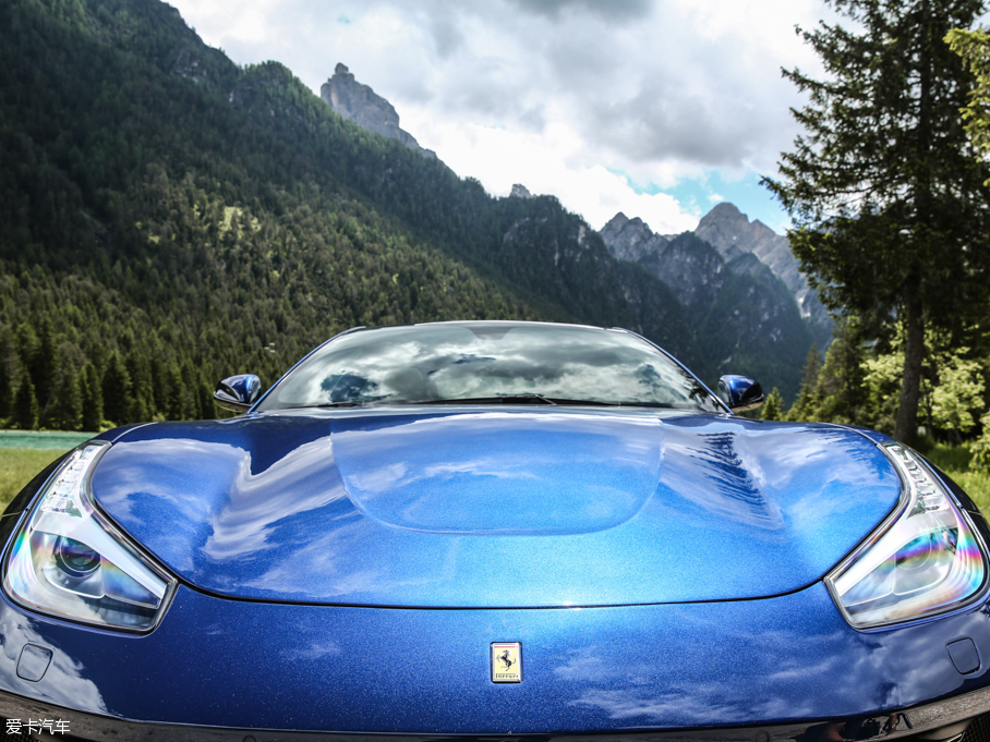 2016GTC4Lusso 6.3 V12