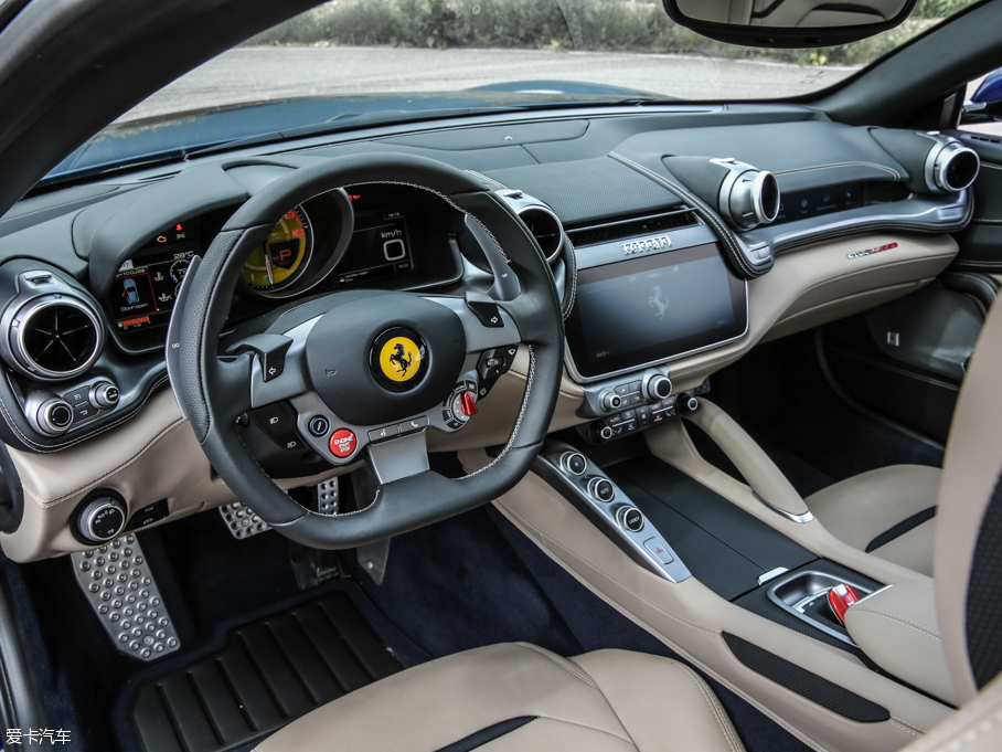 2016GTC4Lusso 6.3 V12