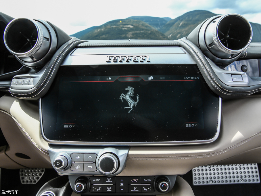 2016GTC4Lusso 6.3 V12