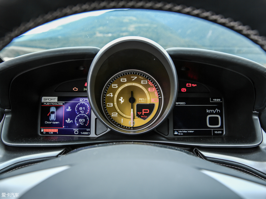 2016GTC4Lusso 6.3 V12