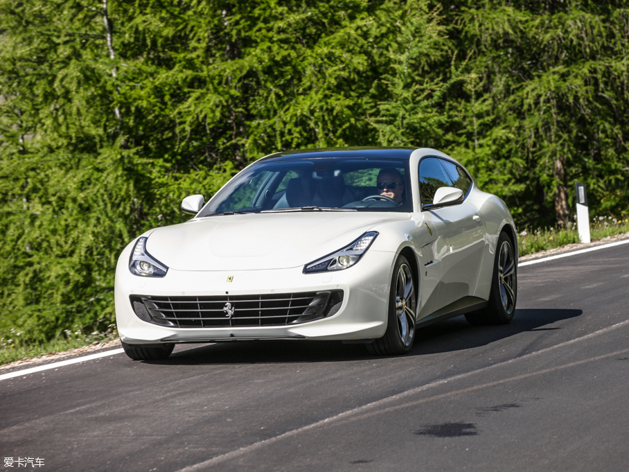 2016GTC4Lusso 6.3 V12