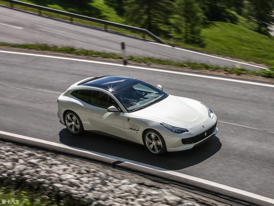2016GTC4Lusso 6.3 V12