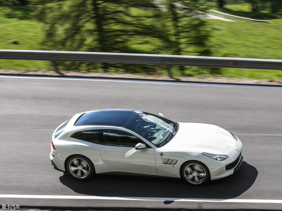 2016GTC4Lusso 6.3 V12