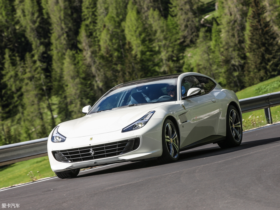 2016GTC4Lusso 6.3 V12