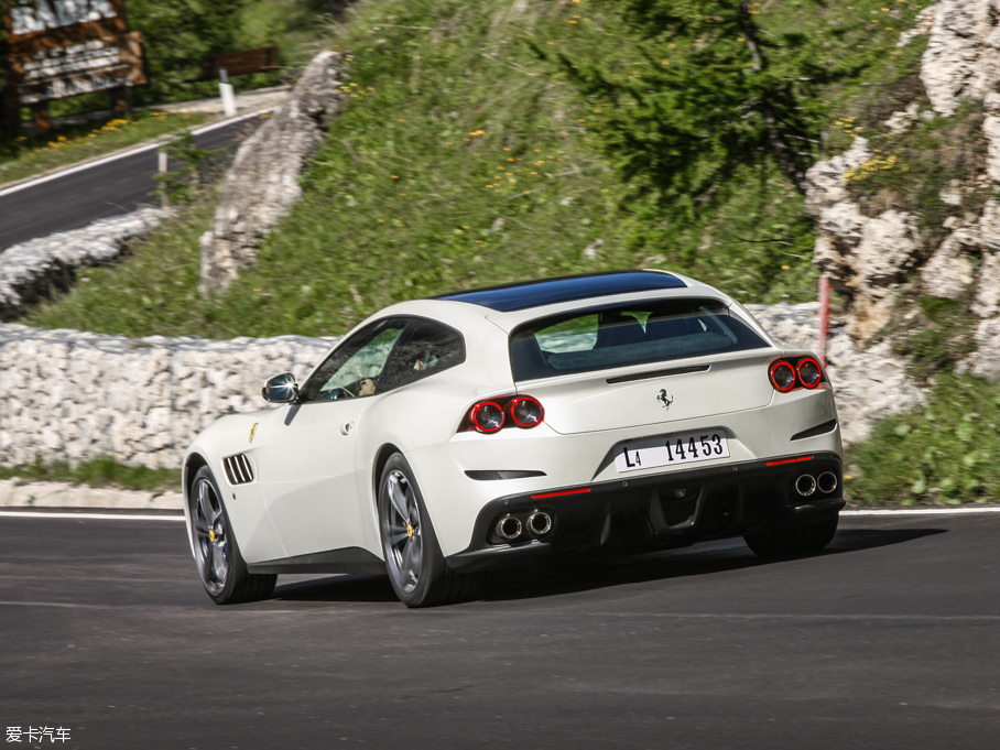 2016GTC4Lusso 6.3 V12