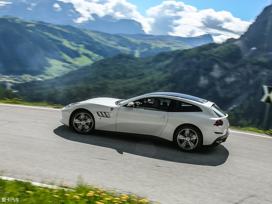 2016GTC4Lusso 6.3 V12