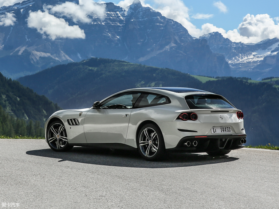 2016GTC4Lusso 6.3 V12