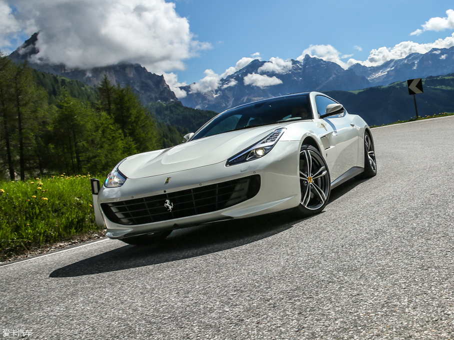 2016GTC4Lusso 6.3 V12
