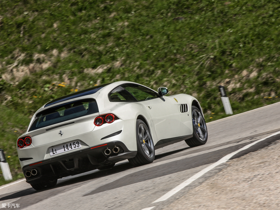 2016GTC4Lusso 6.3 V12