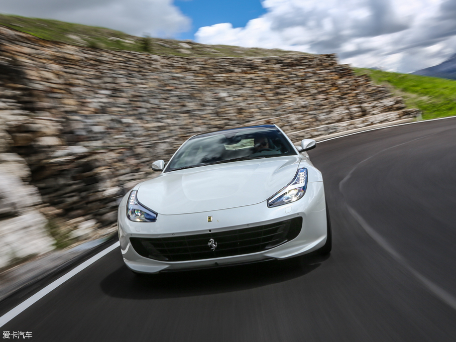 2016GTC4Lusso 6.3 V12