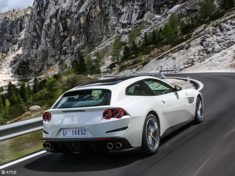 2016GTC4Lusso 6.3 V12