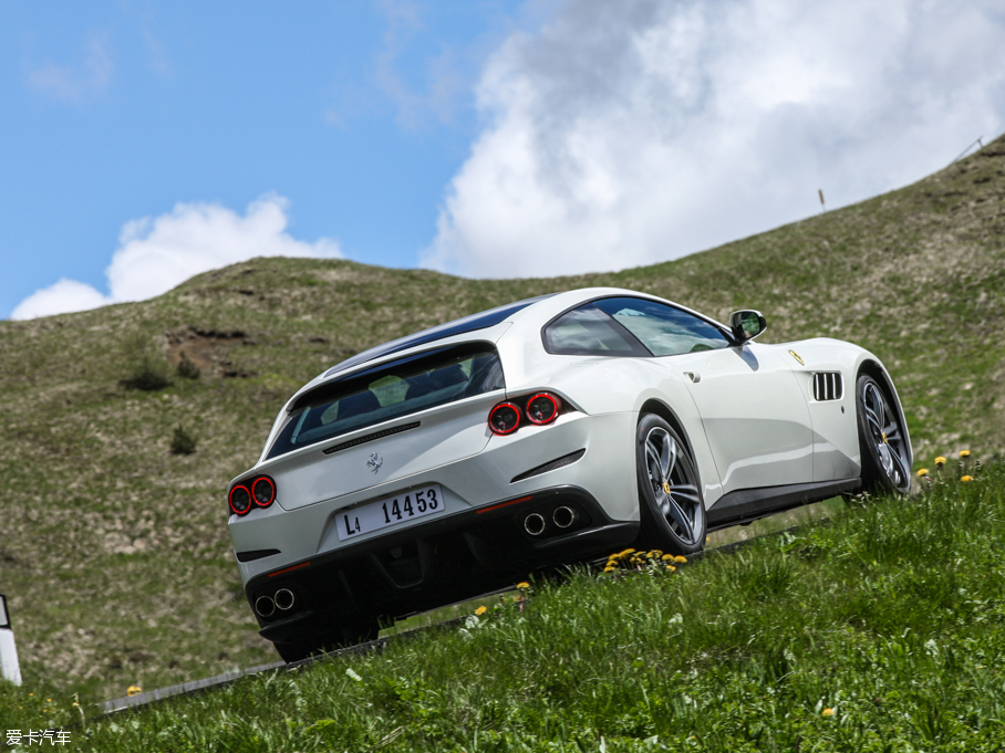 2016GTC4Lusso 6.3 V12