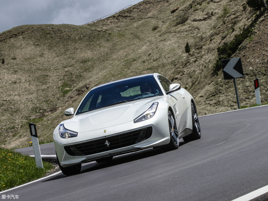 2016GTC4Lusso 6.3 V12