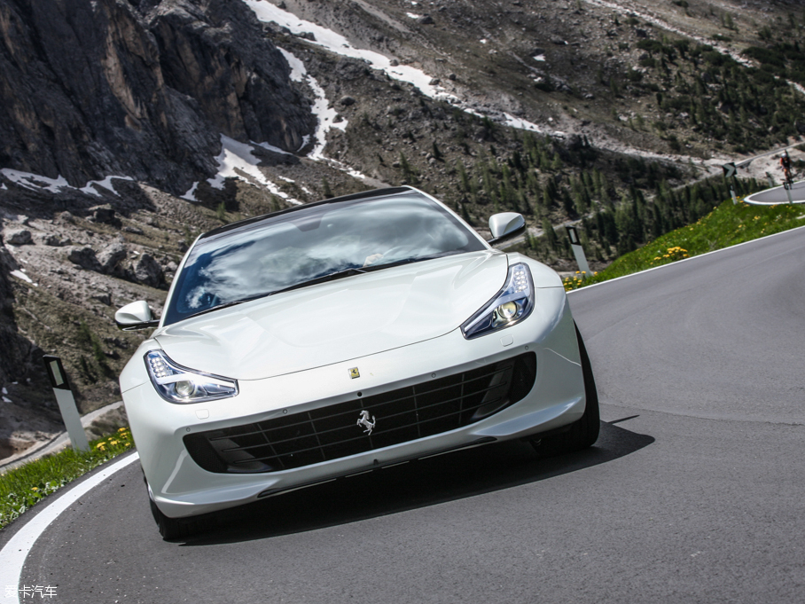 2016GTC4Lusso 6.3 V12