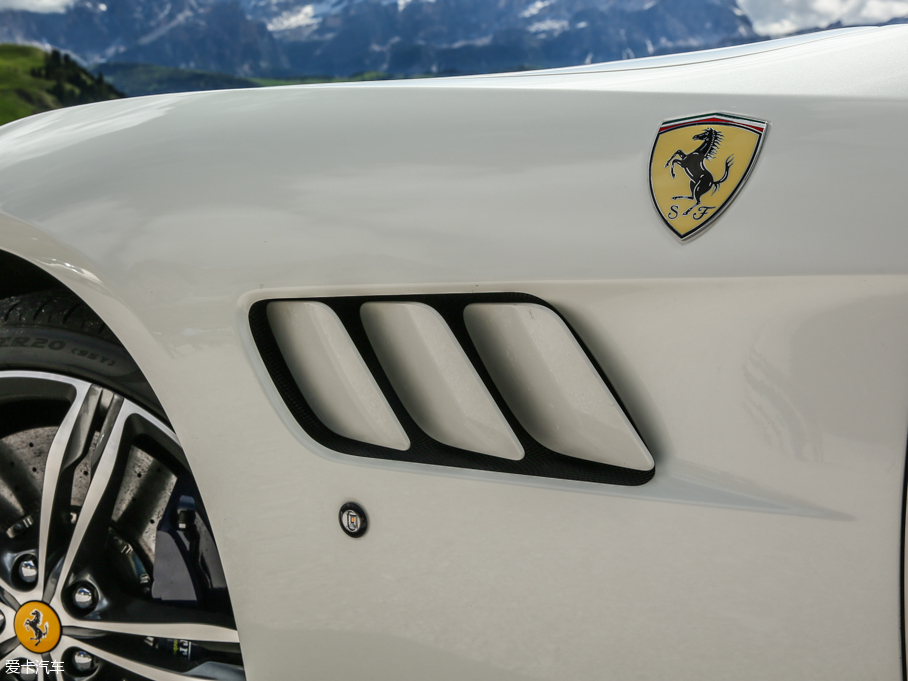 2016GTC4Lusso 6.3 V12