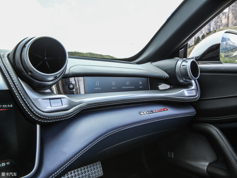 2016GTC4Lusso 6.3 V12