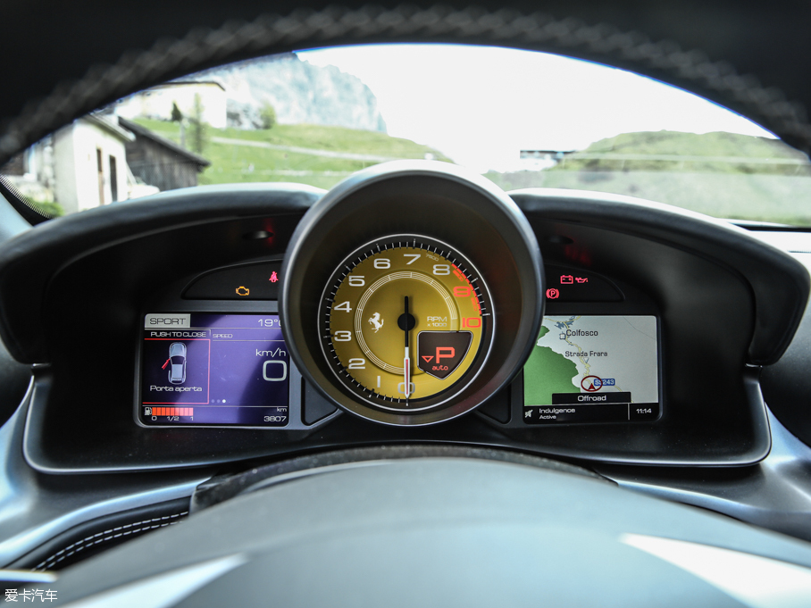 2016GTC4Lusso 6.3 V12