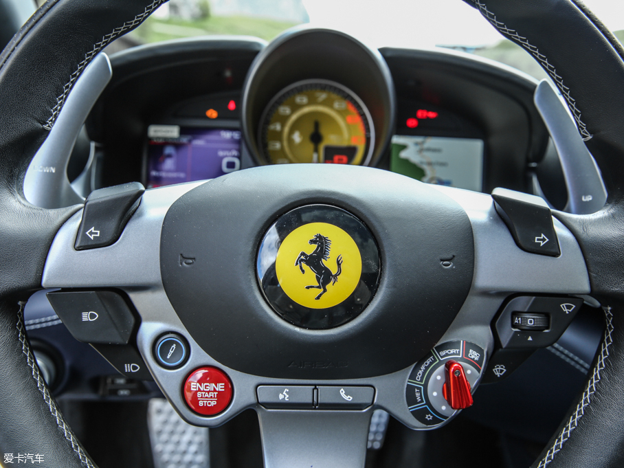 2016GTC4Lusso 6.3 V12