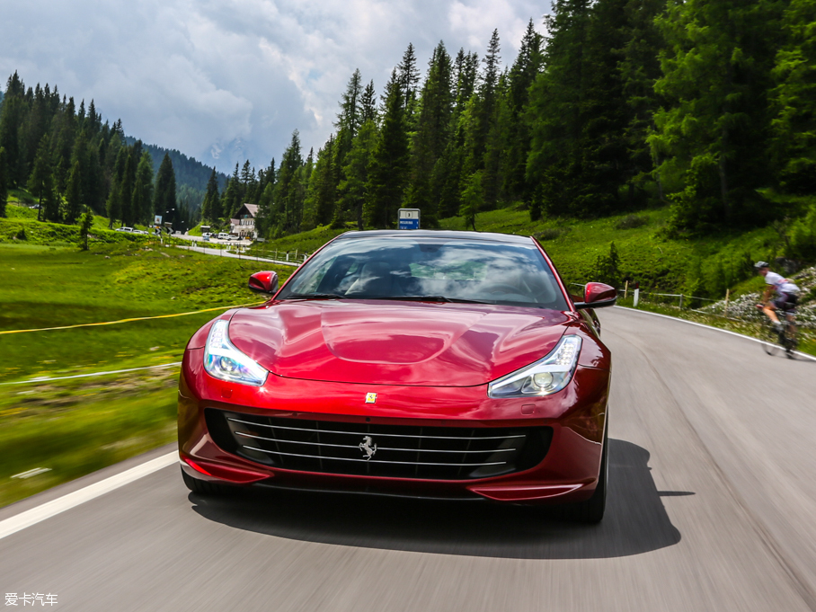 2016GTC4Lusso 6.3 V12