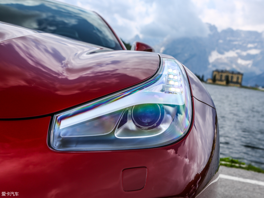 2016GTC4Lusso 6.3 V12