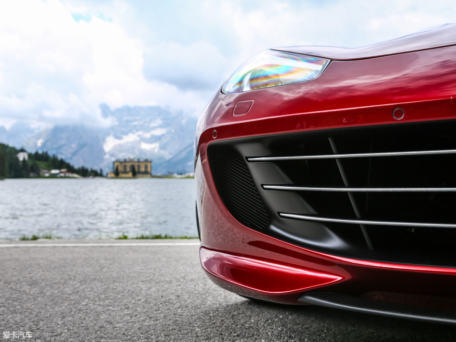 2016GTC4Lusso 6.3 V12