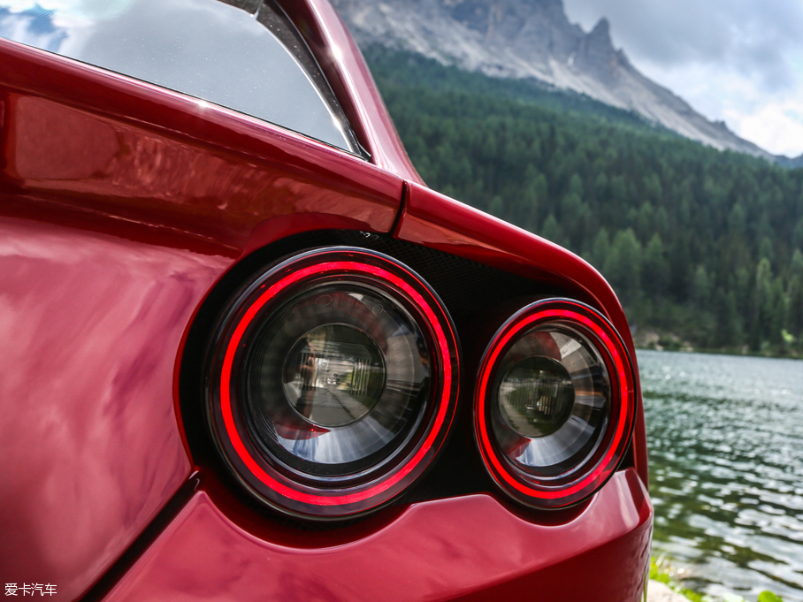 2016GTC4Lusso 6.3 V12