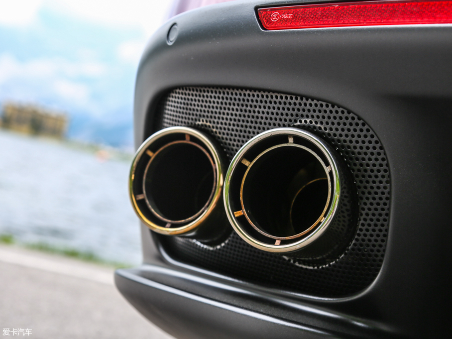 2016GTC4Lusso 6.3 V12