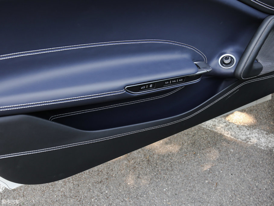 2016GTC4Lusso 6.3 V12