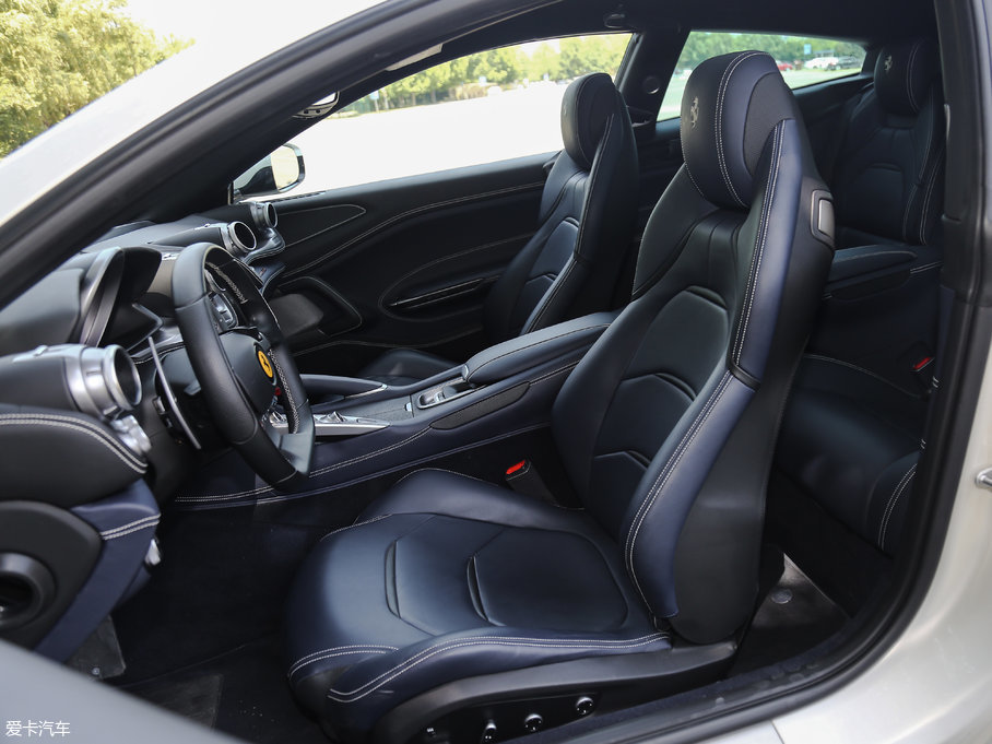 2016GTC4Lusso 6.3 V12