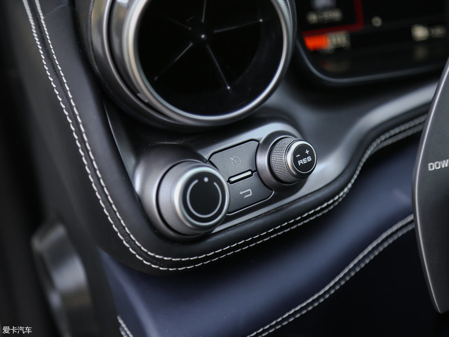 2016GTC4Lusso 6.3 V12