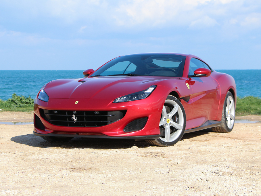 2018Portofino 3.9T V8