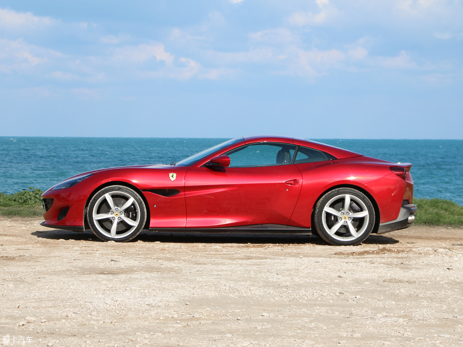 2018Portofino 3.9T V8