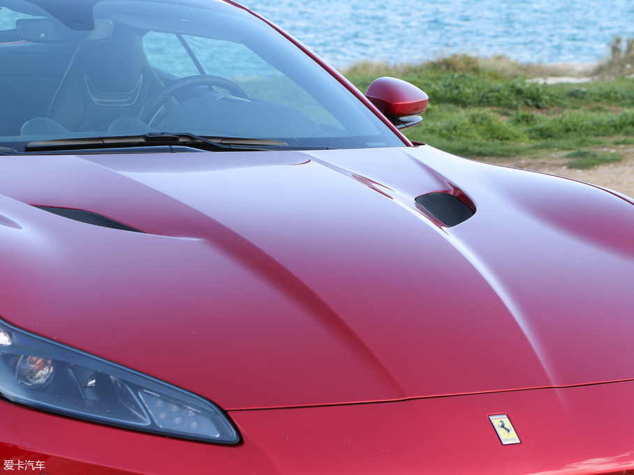 2018Portofino 3.9T V8