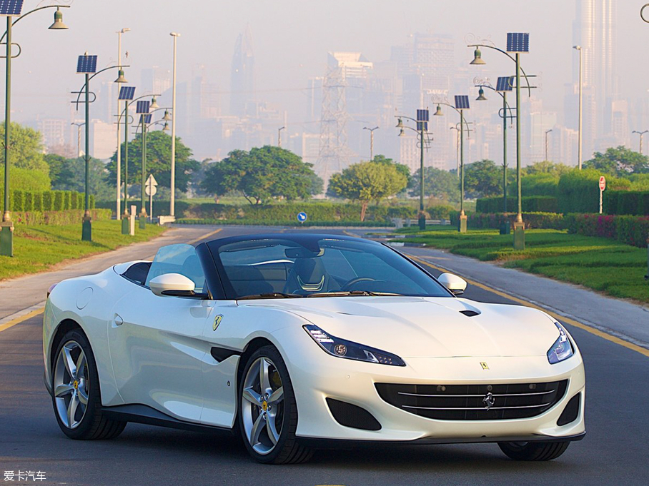 2018Portofino 3.9T V8