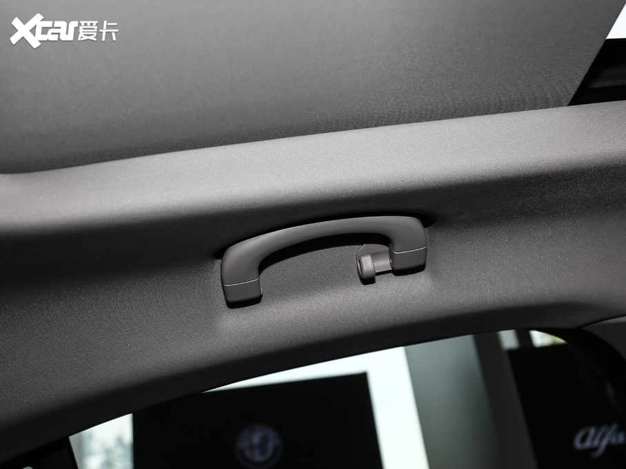 2019Stelvio˹̹S 280HP A Black Package