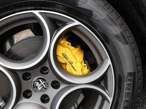 2019280HP A Black Package ^