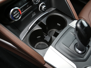 2019280HP A Black Package g