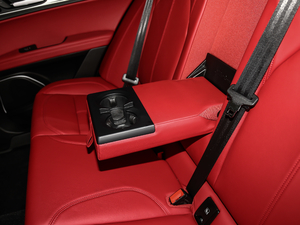 2019280HP A Black Package 