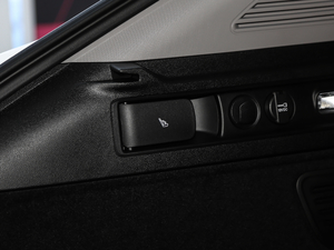 2019280HP A Black Package g