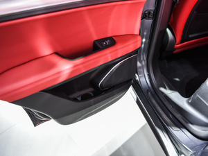 2019280HP A Black Package g