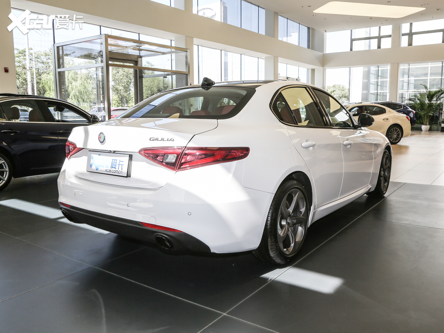 2019Giulia~ 280HP A Black Package