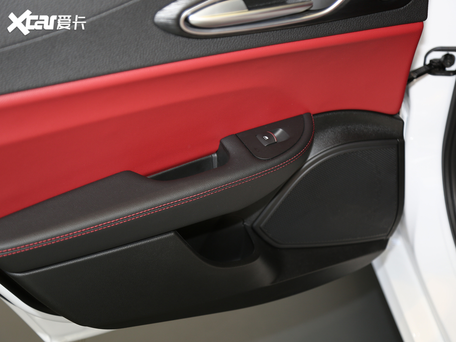 2019Giulia~ 280HP A Black Package