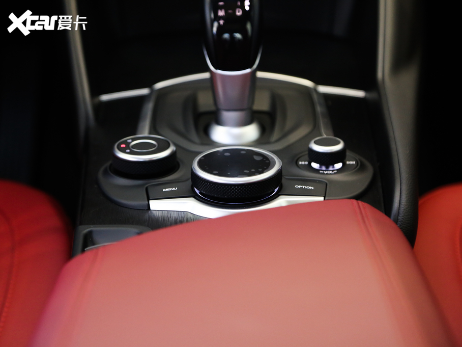 2019Giulia~ 280HP A Black Package