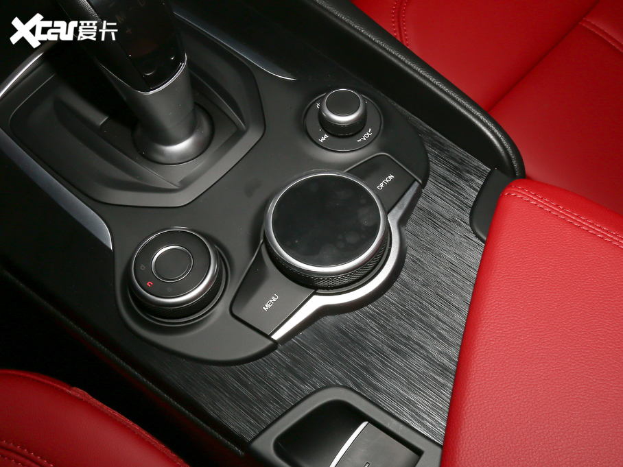 2019Giulia~ 280HP A Black Package