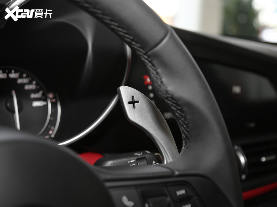 2019Giulia~ 280HP A Black Package